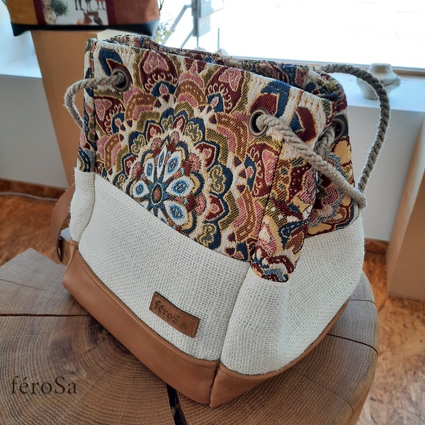 Sac sceau en cuir, toile de jute et jacquard