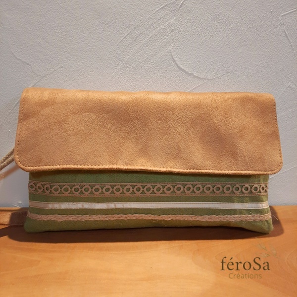 Pochette bohème verte - Frais de port inclus