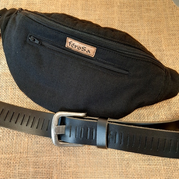 Sac banane noir avec ceinture en cuir. – Image 2