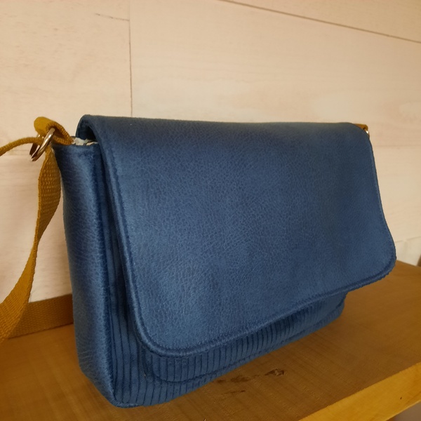 Sac bandoulière ''Aurore'' en velours bleu – Image 4