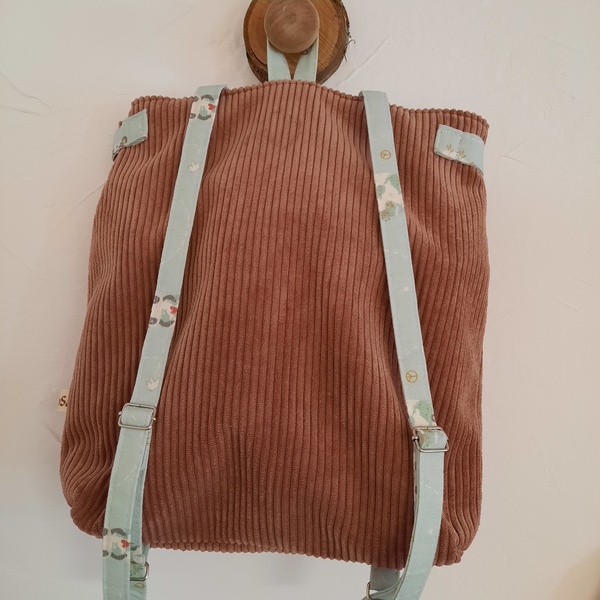 Sac à dos en velours rose - Panda sur le monde – Image 3