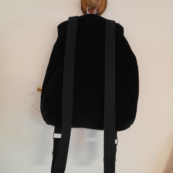 Sac à dos enfant velours noir – Image 2