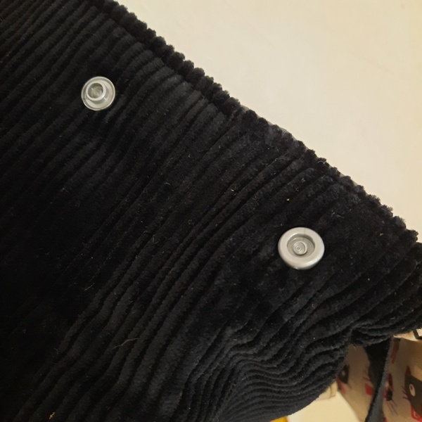 Sac à dos enfant velours noir – Image 5