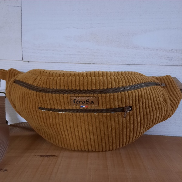 Sac banane en velours jaune