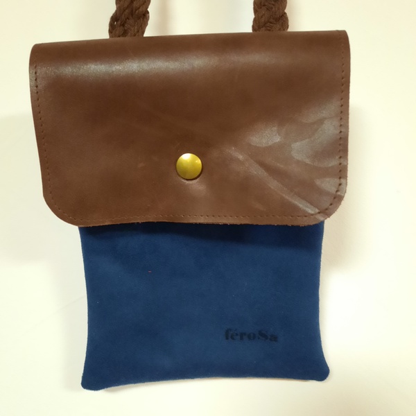 Sacoche téléphone bleu – Image 2